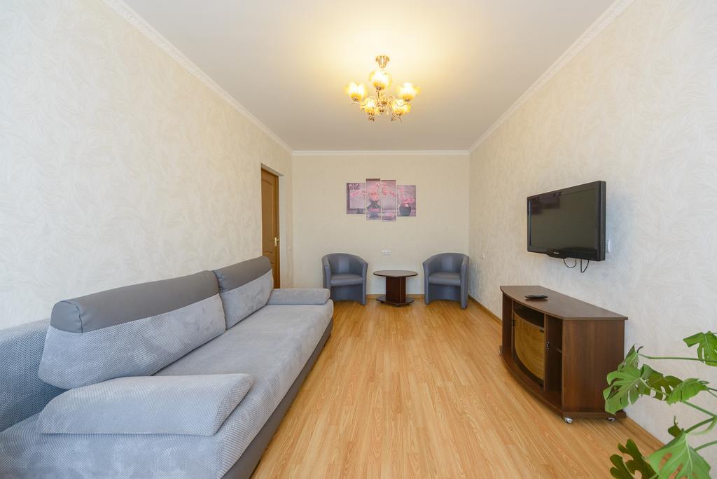 Artal Apartment On Obolonskaya Square 3 Kiev Dış mekan fotoğraf