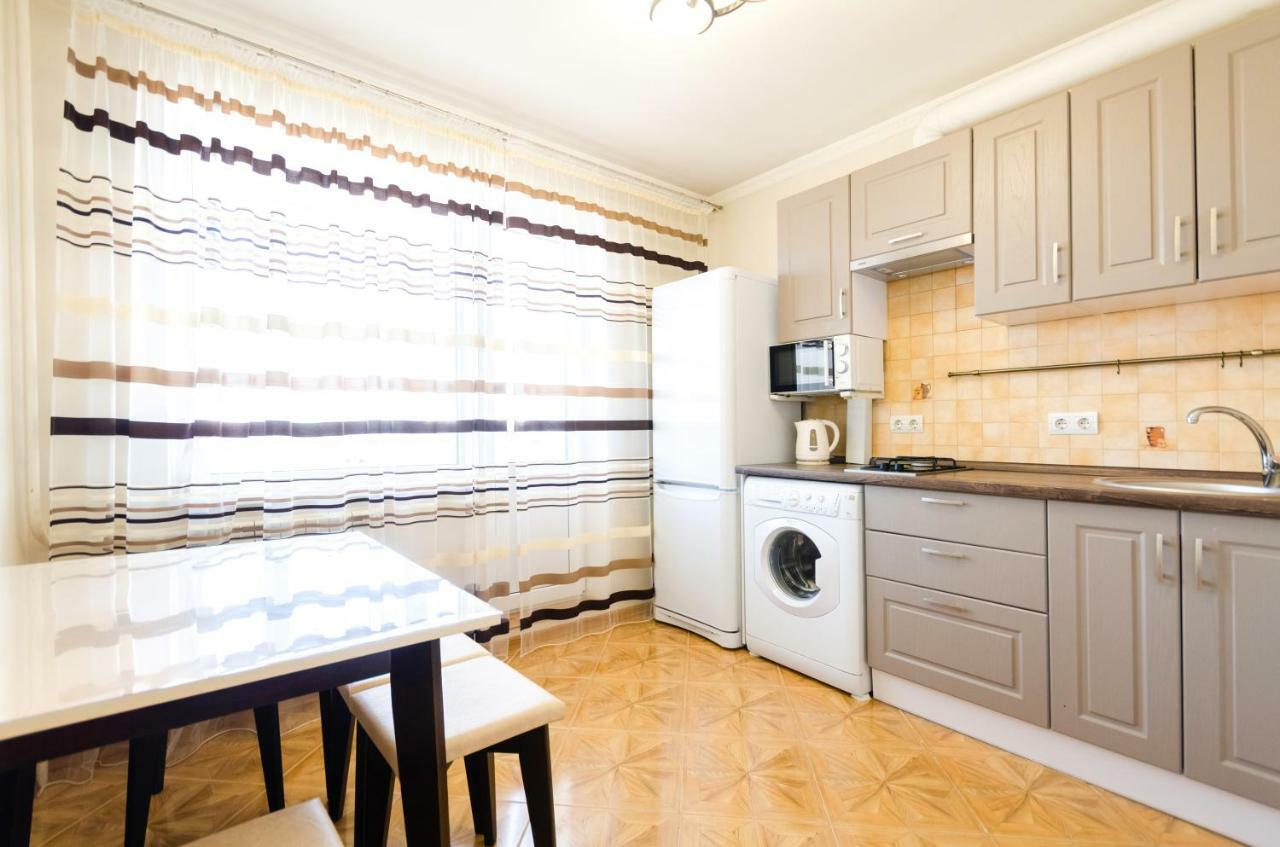 Artal Apartment On Obolonskaya Square 3 Kiev Dış mekan fotoğraf